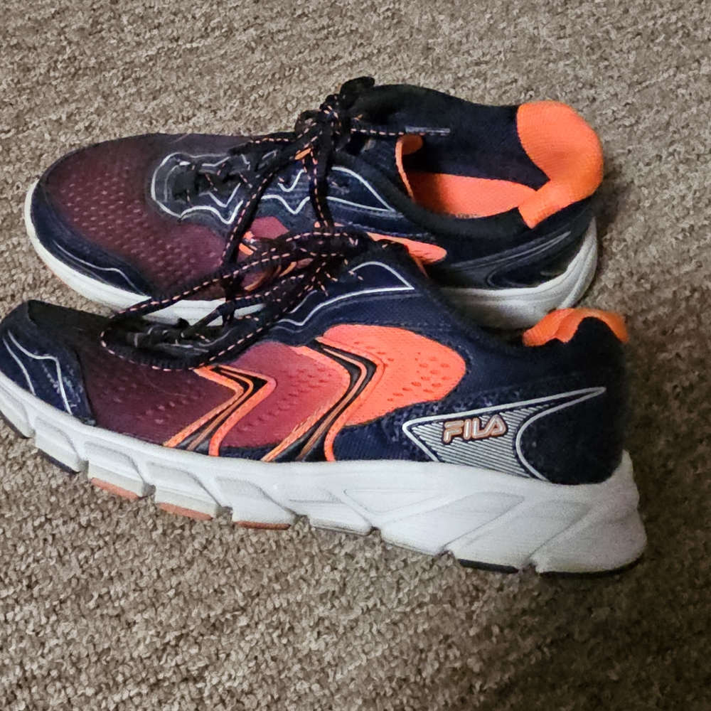 Fila Women's Navy and Orange Sneakers